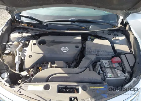 2015 Nissan Altima 2.5 S z USA, uszkodzony, nr VIN 1N4AL3AP9FN400178